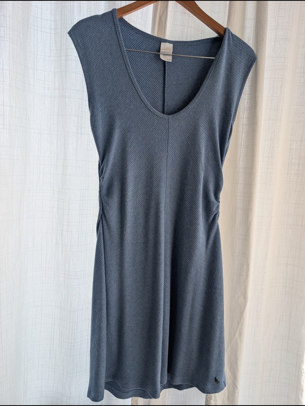 Sleeveless V-Neck Blue Dress